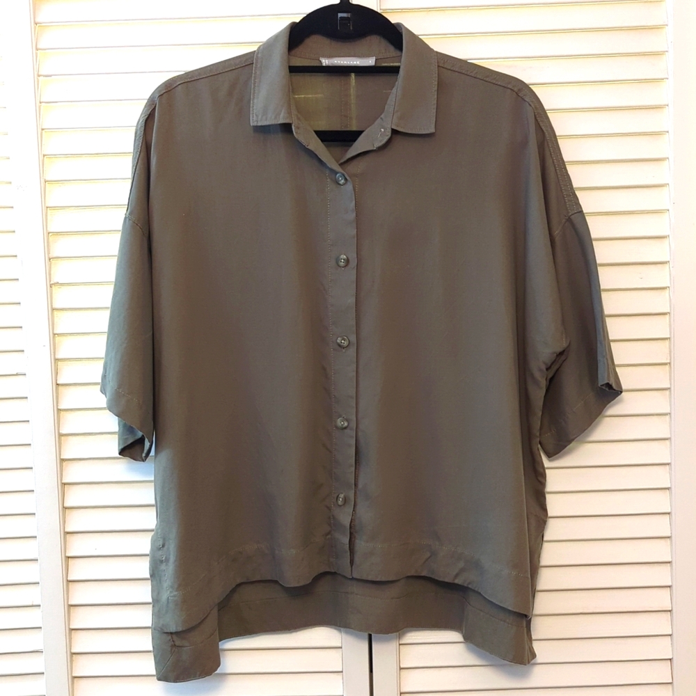 Everlane Drapey Square S